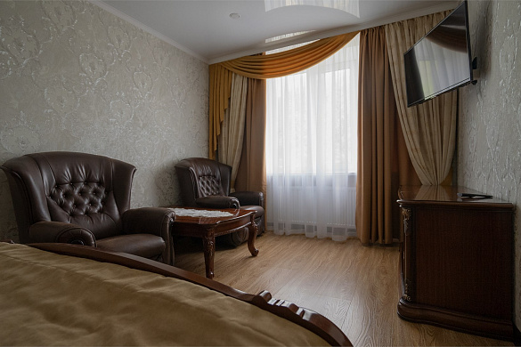 Фотография номера Люкс VIP 3-комнатный 4-местный